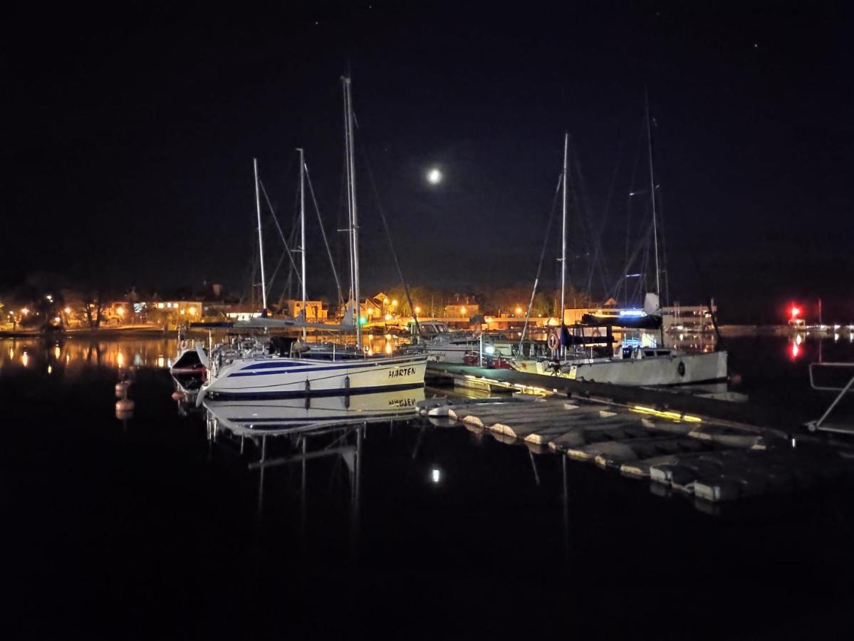 River View - Widok Na Wode, Parking W Hali, Winda, 3Pok I 5 Lozek, Klima, Netflix I Max, Centrum Iława Exteriör bild