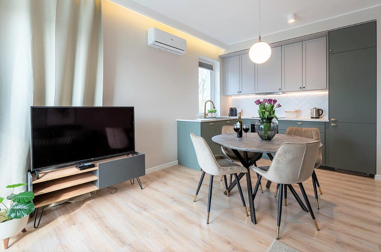River View - Widok Na Wode, Parking W Hali, Winda, 3Pok I 5 Lozek, Klima, Netflix I Max, Centrum Iława Exteriör bild